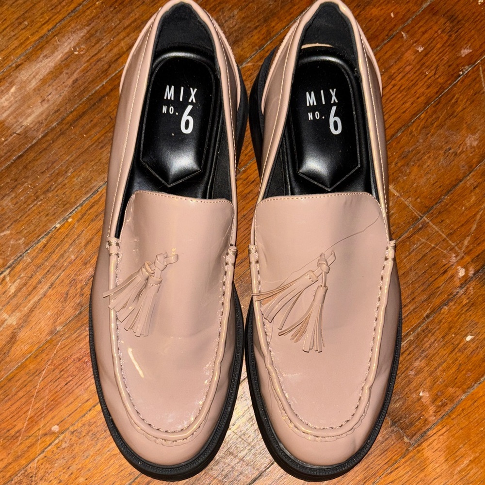Mix No. 6 Women’s Taupe Tassel Loafers size 11